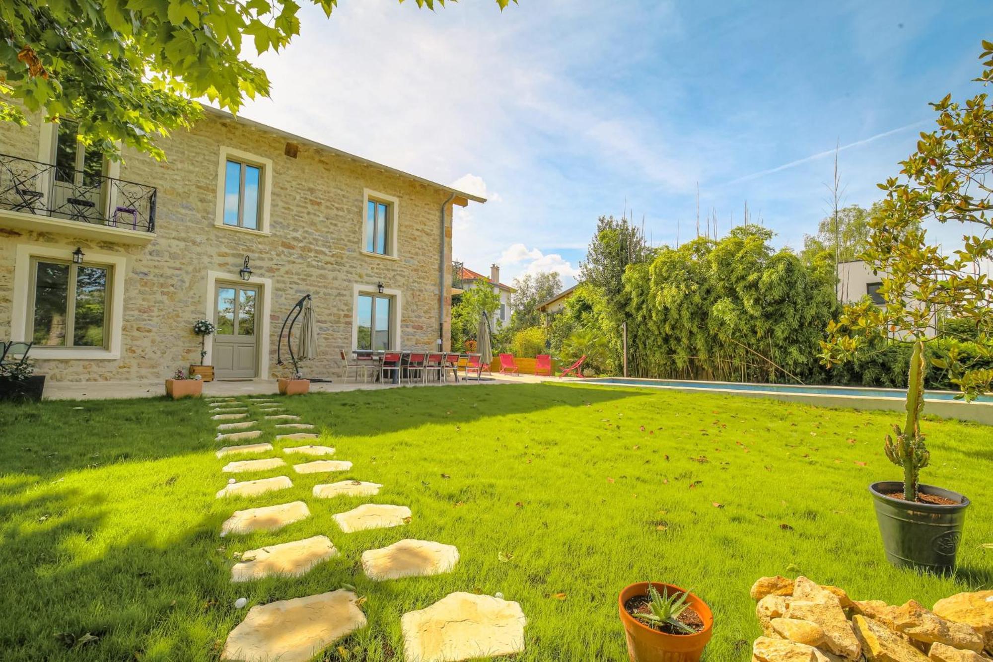 Charmante Maison Avec Piscine Proche Lyon Villa Dardilly Buitenkant foto